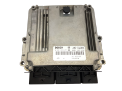 Calculateur 0281019457 237102213R 237102553R Renault Bosch 27937