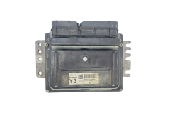 Calculateur MEC37-510 D2 Y3 Nissan Hitachi 60966