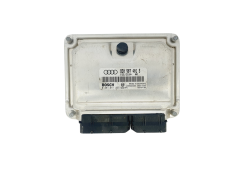 Calculateur 8E0907401S 0281011435 Audi  Bosch 