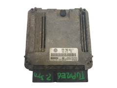 Calculateur VW 070906016F 0281011258 Bosch
