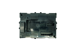 Calculateur BCM L2CR 19759041 8201054128 Renault 31433