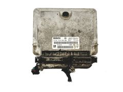 Calculateur 0281010050 09181243 DY Opel Bosch 16070