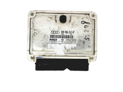 Calculateur 038906012AF 0281010197 Audi Bosch 