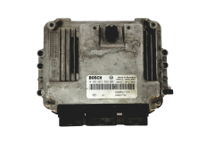 Calculateur 0281012589 8200527725 8200527756 Renault Bosch 24519