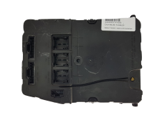 Calculateur UCH N3 8200525386 S118400250D Renault Siemens 1740 Calculateur UCH N3 8200525386 S118400250D Renault Siemens 1740