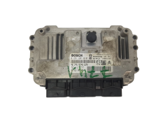 Calculateur 9652552380 9663394680 0261201610 PSA Bosch 3283 Calculateur 9652552380 9663394680 0261201610 PSA Bosch 3283