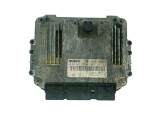 Calculateur 0281011776 8200391966 8200386508 Renault Bosch 32776