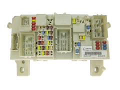 Boîtier Fusibles Ford 7M5T-14A073-CG 519242804 Boîtier Fusibles Ford 7M5T-14A073-CG 519242804
