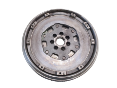 Volant Moteur Bimasse 8200715172 7701479061 1.5 DCI Renault Nissan Qashqai Volant Moteur Bimasse 8200715172 7701479061 1.5 DCI Renault Nissan Qashqai