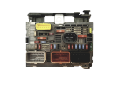 Calculateur BSM-R01 9666700080  PSA Siemens Calculateur BSM-R01 9666700080  PSA Siemens