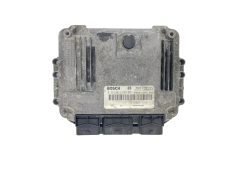 Calculateur 0281011724 8200311550 8200384493 Renault Bosch 57276