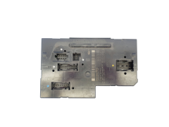 Calculateur Moduł 5DK009620-28 2129005101 Mercedes Hella