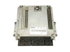 Calculateur 237104627R 237104376R 0281030899 Renault Bosch