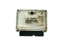 Calculateur 038906019ET 0281010630 VW Bosch 32648