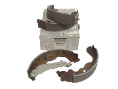 Mâchoires de frein Nouvelle Original Dacia Renault 7701210109