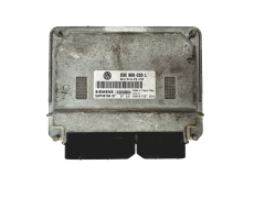 Calculateur 03E906033L 5WP40194 07 VW Siemens 27177