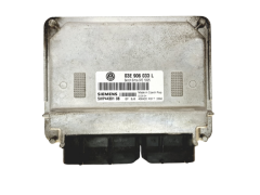 Calculateur 03E906033L 5WP44301 08 VW Siemens