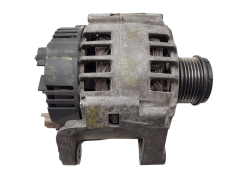 Alternateur Renault 8200054588 2542466A 120A Valeo
