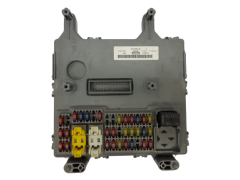 Boîtier Fusibles Jeep 56009987AE Boîtier Fusibles Jeep 56009987AE