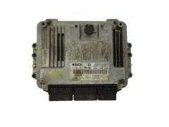 Calculateur 0281013908 8200705747 8200899961 Renault Bosch 16290 Calculateur 0281013908 8200705747 8200899961 Renault Bosch 16290