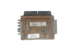 Calculateur S110030054A 8200035891 7700110471 Renault Siemens 42558