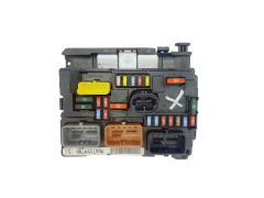 Calculateur BSM-00 R09 9667199780 PSA Valeo 40413 Calculateur BSM-00 R09 9667199780 PSA Valeo 40413