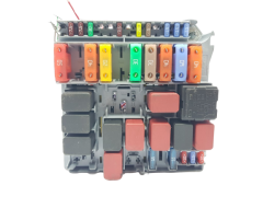 Boîtier Fusibles Fiat Iveco 51905216 