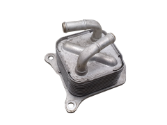 Refroidisseur D`Huile 213051KC0C 1.6 TCE Renault Nissan Refroidisseur D`Huile 213051KC0C 1.6 TCE Renault Nissan