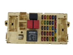 Boîtier Fusibles Fiat 46758963 46812235 NPL