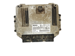 Calculateur 0281012620 9661813780 9653958980 PSA Bosch 18606