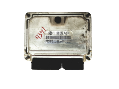 Calculateur 038906012EM 0281010690 Seat Bosch 23851