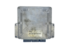 Calculateur 0281011571 8200309318 8200346254 Renault Bosch 62653
