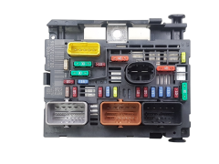 Calculateur Original BSM R04 Citroen Peugeot 9807028780 Calculateur Original BSM R04 Citroen Peugeot 9807028780