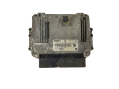 Calculateur Ecu 55205622EP 0281014024 Opel Bosch 19329