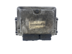 Calculateur 73501227 0281010332 93741WAA Alfa Romeo Bosch 50288