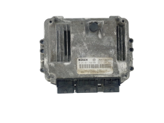 Calculateur 0281011940 8200311550 8200442263 Renault Bosch 45226 Calculateur 0281011940 8200311550 8200442263 Renault Bosch 45226