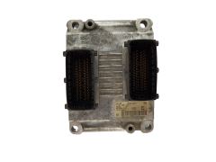 Calculateur ME731HA004 0261206715 00735018150 Alfa Romeo Bosch 16857