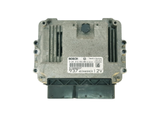 Calculateur 51806557 0281012882 Alfa Romeo Bosch 33433