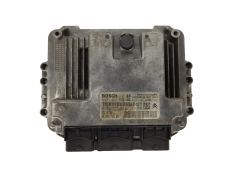 Calculateur 0281012528 9657699480 9663475680 PSA Bosch 13882