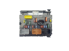 Calculateur PSA L10-00 9661086980 Delphi 40409 Calculateur PSA L10-00 9661086980 Delphi 40409
