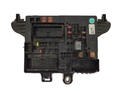 Boîtier Fusibles 13277318 1327731801 Opel GM 20771
