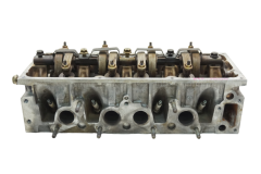La Culasse 7701467571 0043 1,2 8v E7J Renault Clio 1 La Culasse 7701467571 0043 1,2 8v E7J Renault Clio 1