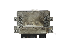 Calculateur S120202121A 8201076738 8200700600 Renault Continental 24589