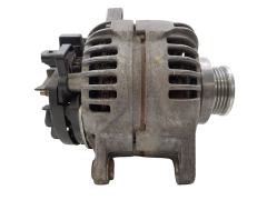 Alternateur Renault 8200122976 0124525028 150A 1.5 DCI Bosch Alternateur Renault 8200122976 0124525028 150A 1.5 DCI Bosch