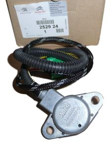 Sonde De Pression D`Huile Original Citroen Peugeot 252924 8201533009  AL4 DP0 Sonde De Pression D`Huile Original Citroen Peugeot 252924 8201533009  AL4 DP0