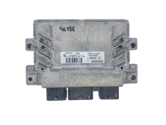 Calculateur S120200113A 8200774747 8200700695 Renault Siemens 54560
