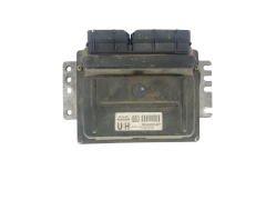 Calculateur MEC32-040 K4 UH Nissan Hitachi 47342 Calculateur MEC32-040 K4 UH Nissan Hitachi 47342