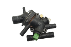 Boitier Thermostat D'eau moteur 7701474249 8200065392 Renault Megane 2.0 8v Boitier Thermostat D'eau moteur 7701474249 8200065392 Renault Megane 2.0 8v