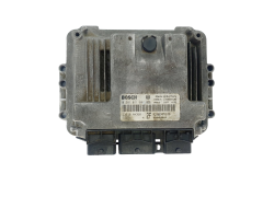 Calculateur 8200355819 0281011644 23710 AW360 Nissan Bosch