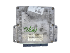 Calculateur 0281010980 8200091416 8200197968 Renault Bosch 63686